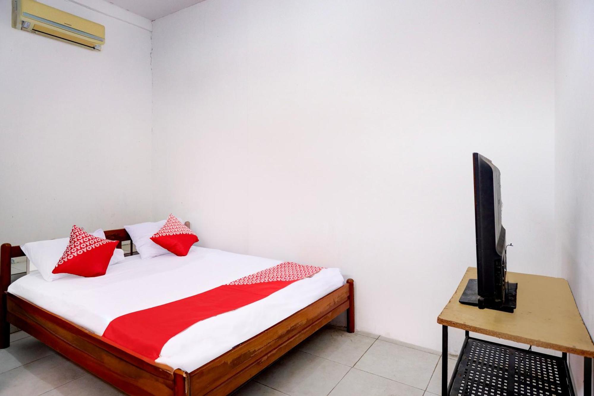 Hotel Oyo 93781 California 2nearnagoya Hill Shopping Mall Batam